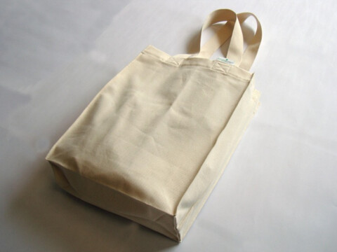 BIOMAT Bio-Baumwolltragetasche mit Seitenfalte